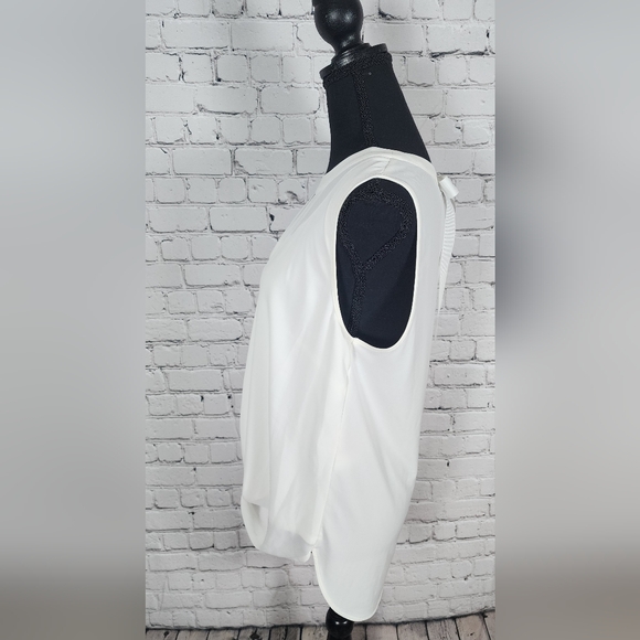 41 Hawthorn Clearwater White Mixed Material Surplice Blouse Large - Picture 3 of 8